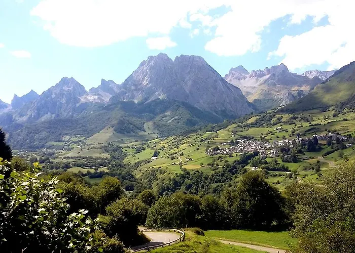 D Hotes La Cavaliere 3* Accous