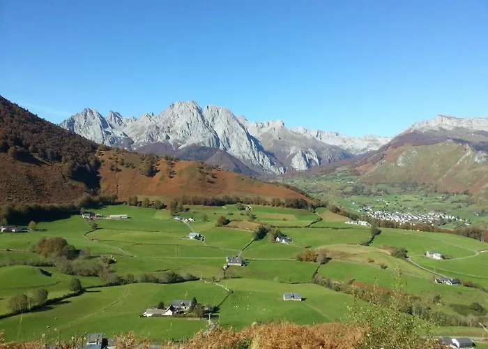 D Hotes La Cavaliere Accous